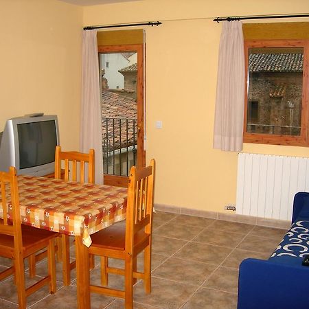 Apartamentos Turisticos Rosario Camarena de la Sierra Luaran gambar