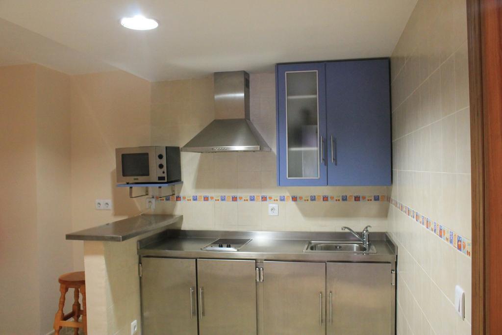 Apartamentos Turisticos Rosario Camarena de la Sierra Bilik gambar