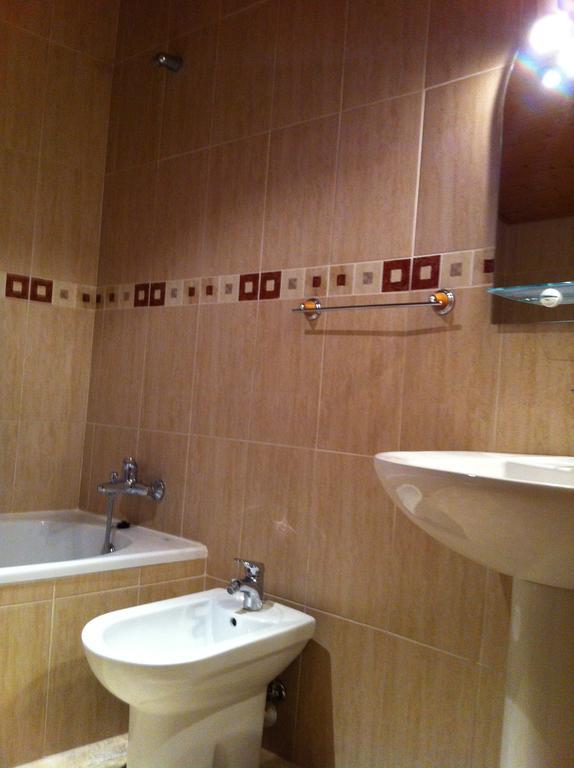 Apartamentos Turisticos Rosario Camarena de la Sierra Luaran gambar
